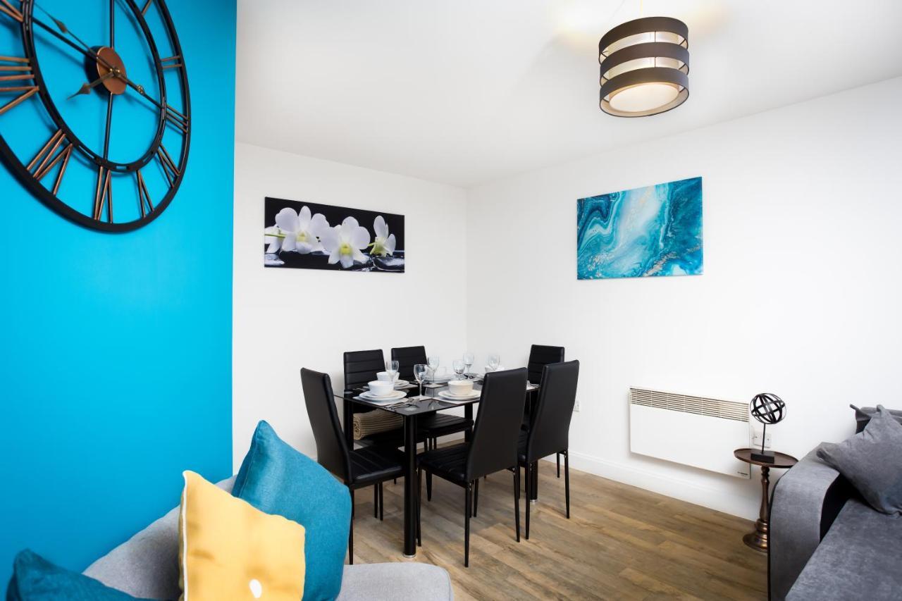 Absolute Stays On Essex - Chinatown - Hippodrome - Alexandra Theatre - Bull Ring - The Rep - B'Ham Intl Airport - Free Wifi - Free Parking - Contractors - Corporates เบอร์มิงแฮม ภายนอก รูปภาพ
